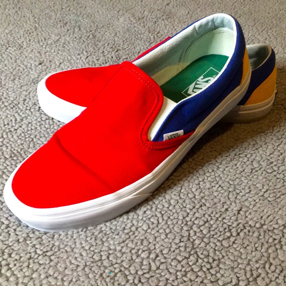 VANS “Off The Wall” Cool Colorful Shoes ❤️💛💚💙
